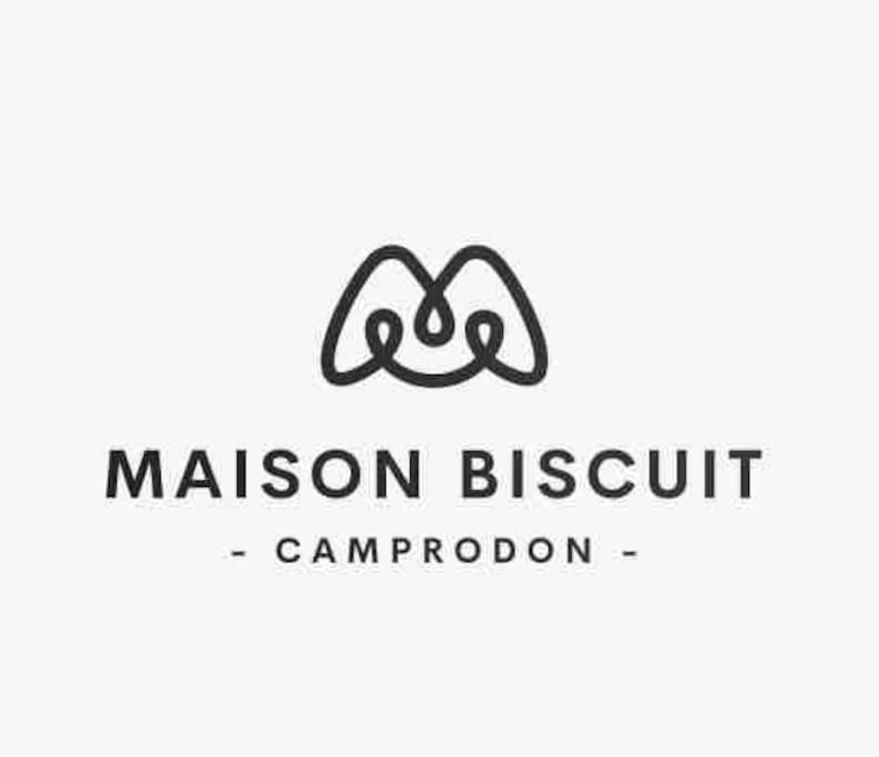 Maison Biscuit. Apartament A La Placa De La Vila Camprodon Exterior photo